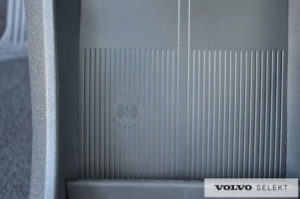 Volvo EX30 200 kW image number 33