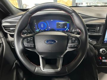 Car image 28