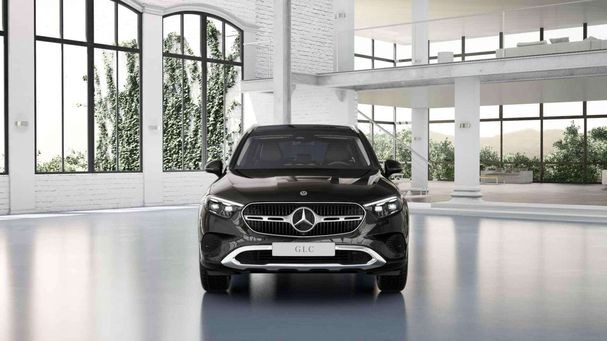 Mercedes-Benz GLC 300 e Line 4Matic 230 kW image number 4