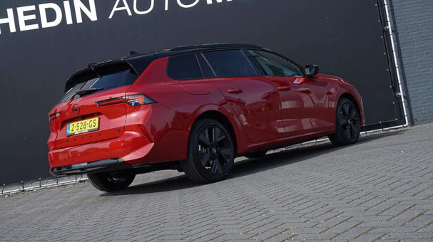 Opel Astra Sports Tourer Electric 54 kWh 115 kW image number 2