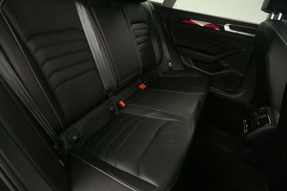 Car image 31