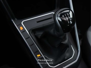 Car image 36