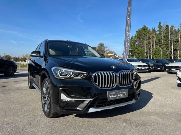 BMW X1 xDrive18d xLine 110 kW image number 1