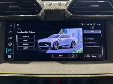 Car image 34