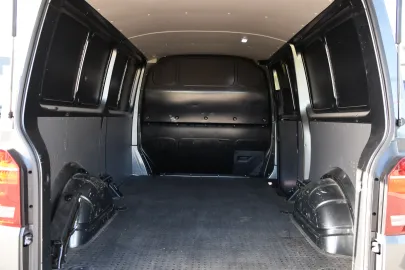 Car image 35
