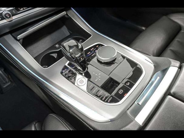 BMW X5 xDrive 250 kW image number 10