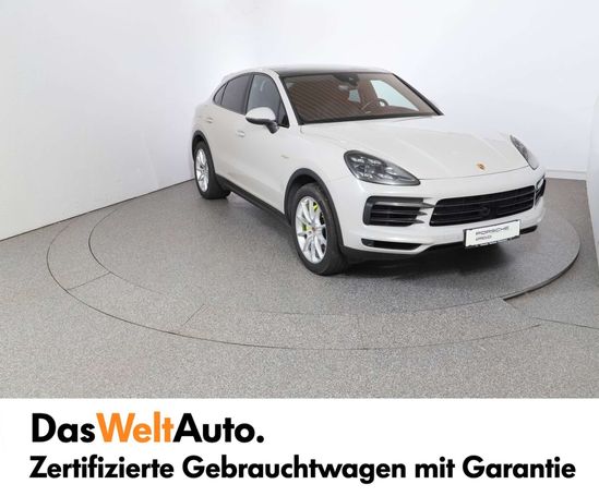 Porsche Cayenne Coupé E-Hybrid 340 kW image number 2