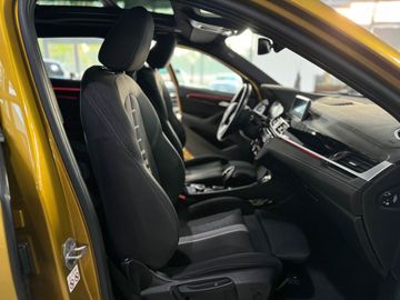 Car image 36