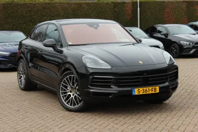 Car image 42
