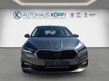 Car image 30