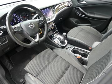 Car image 10