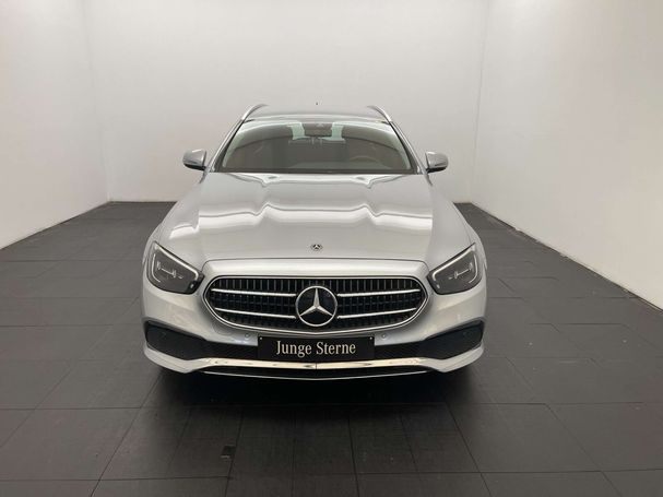 Mercedes-Benz E 220 d T Avantgarde 143 kW image number 3