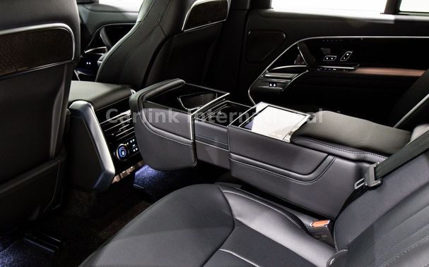 Land Rover Range Rover P550e Autobiography 405 kW image number 17