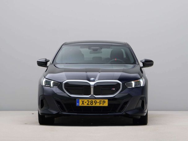 BMW i5 M60 xDrive 442 kW image number 2