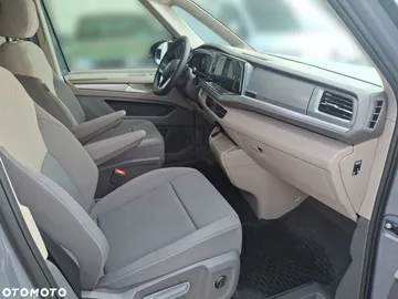 Car image 36