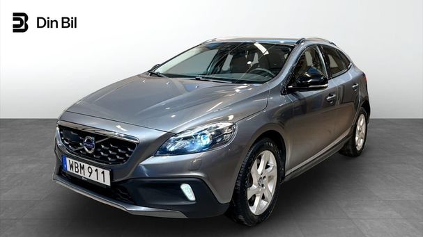 Volvo V40 Cross Country D3 Momentum 111 kW image number 1