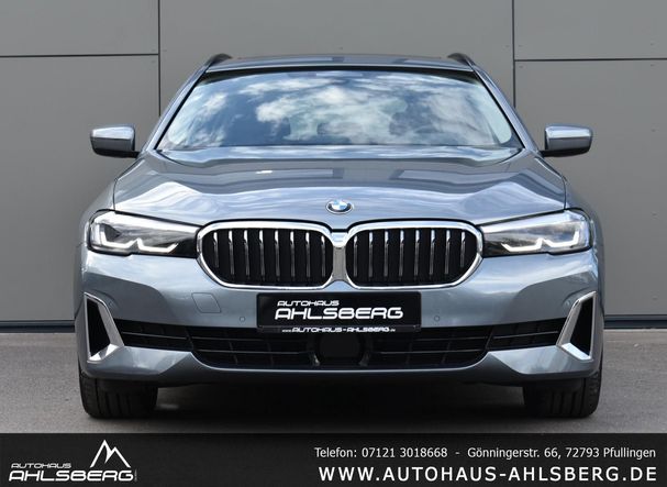 BMW 530d Touring Luxury Line xDrive 210 kW image number 2