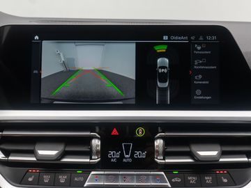 Car image 38