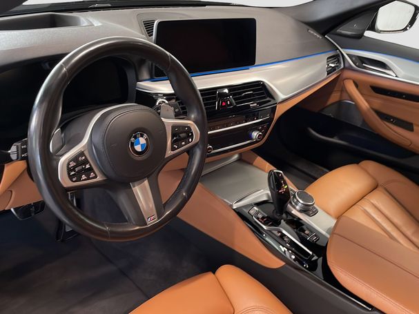 BMW 530 Touring 215 kW image number 7