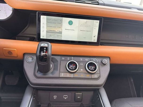 Land Rover Defender SE 147 kW image number 16