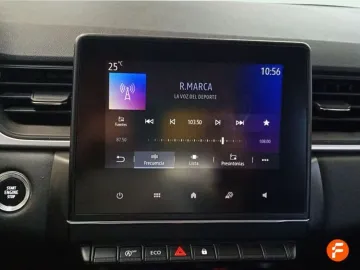 Car image 24