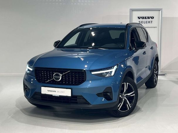 Volvo XC40 B3 Dark 120 kW image number 1