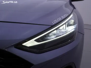 Car image 30