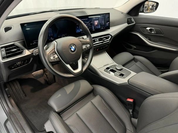 BMW 318i 115 kW image number 15