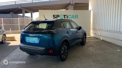 Car image 4