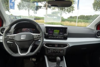 Car image 10