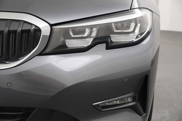 BMW 318i 115 kW image number 24