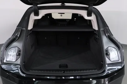 Car image 39