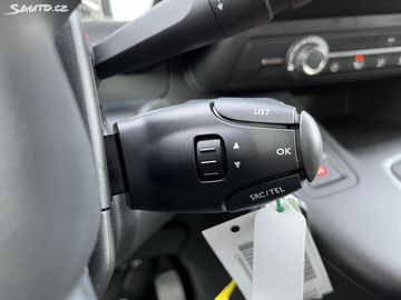 Car image 33