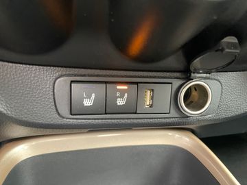 Car image 29