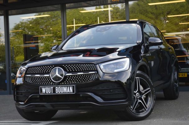 Mercedes-Benz GLC 300 e 4Matic 235 kW image number 2