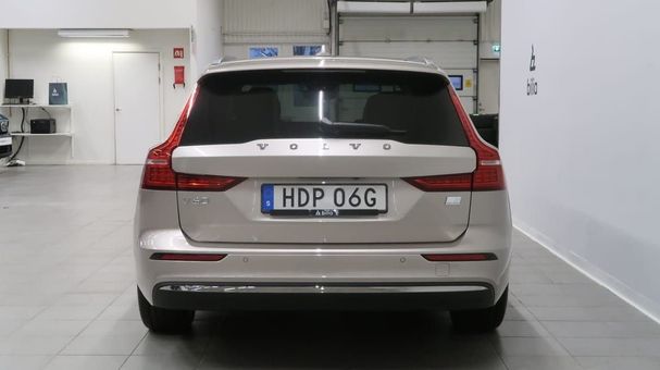 Volvo V60 T6 Recharge AWD 261 kW image number 3