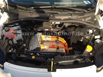 Car image 19