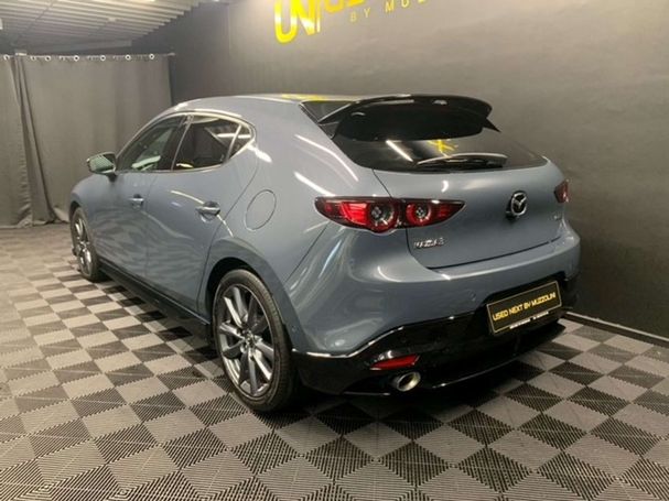 Mazda 3 SkyActiv X 2.0 180 132 kW image number 4