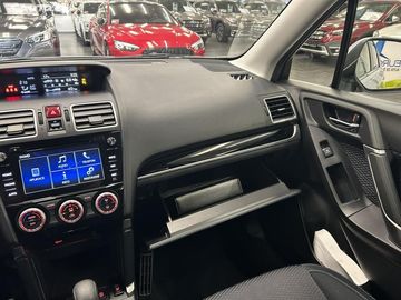 Car image 33