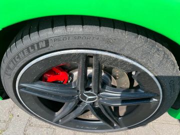 Car image 33