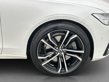 Car image 36