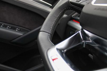 Car image 38