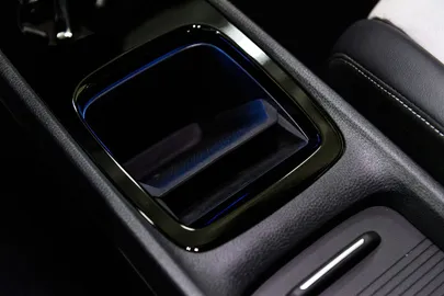 Car image 35