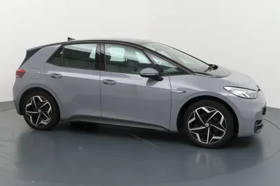 Car image 27