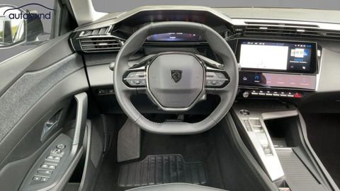 Car image 29