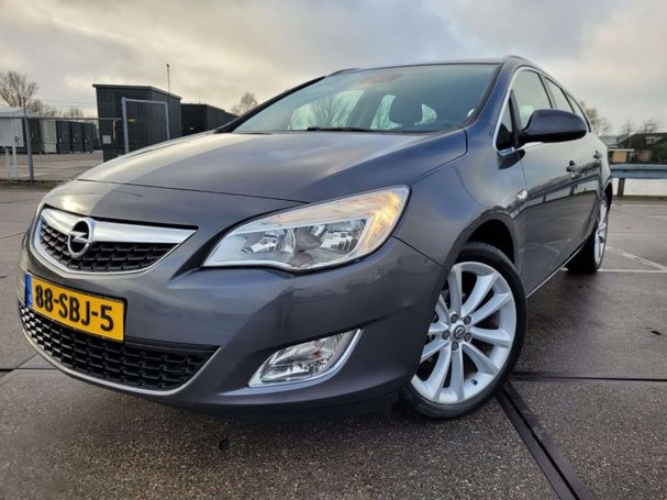 Opel Astra Sports Tourer 1.4 Turbo Cosmo 103 kW image number 1