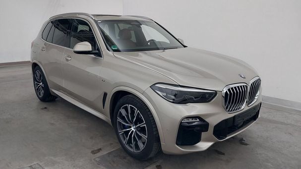 BMW X5 xDrive 250 kW image number 2