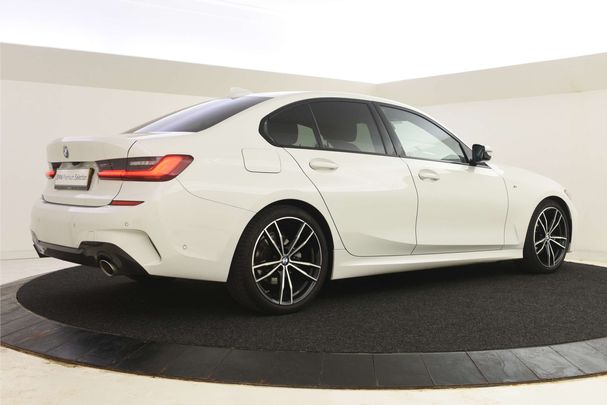 BMW 320i M Sport 135 kW image number 13