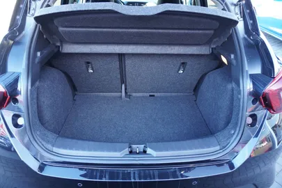 Car image 29