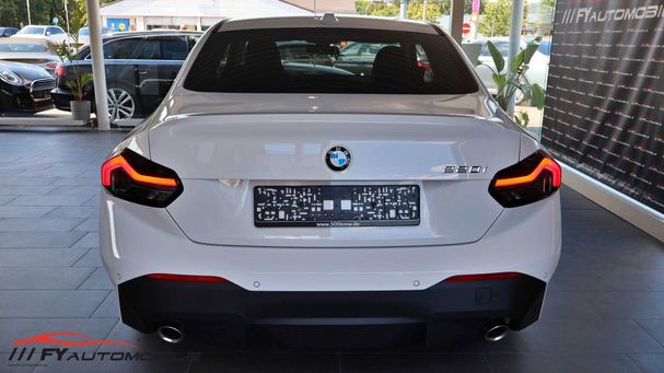 BMW 220i Coupe 135 kW image number 2